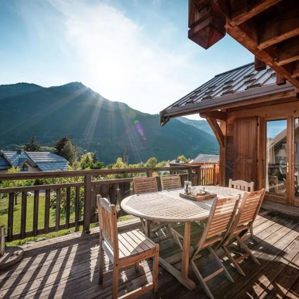 Chalet Hibou, large chalet with mountain views and close to slopes，位于圣沙夫雷的酒店