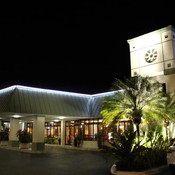 佛罗里达人酒店，位于Redland的酒店