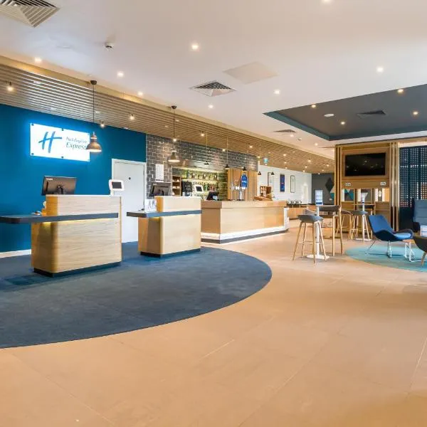 Holiday Inn Express - Bodmin - Victoria Junction, an IHG Hotel，位于博德明的酒店