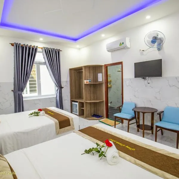 Hưng Khánh Hotel，位于Chi Khu Cỏ Ông的酒店