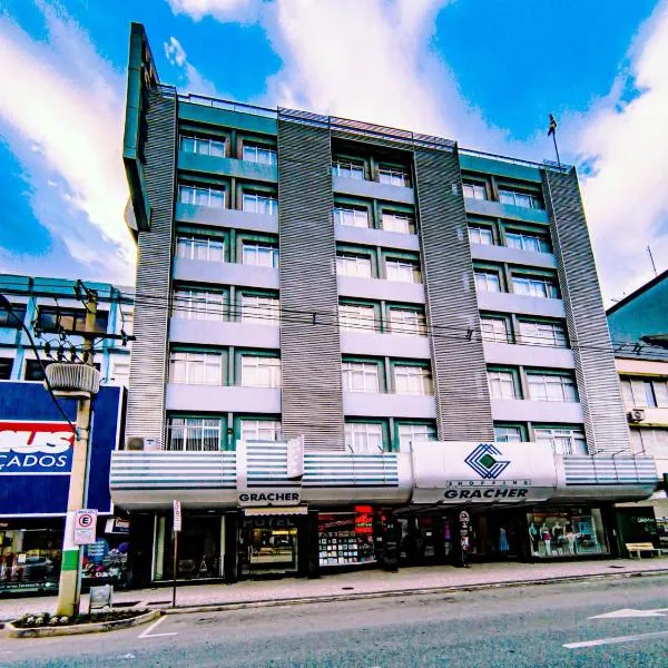 Hotel Gracher Brusque，位于布吕斯克的酒店