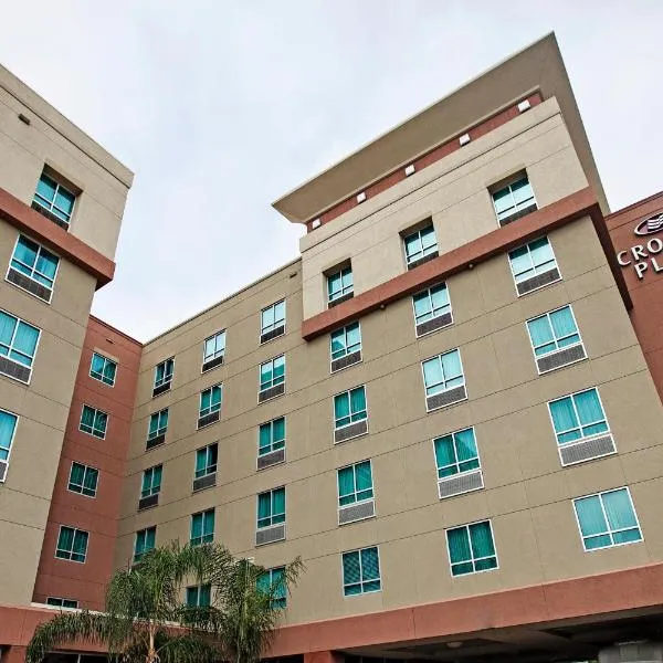 Crowne Plaza Houston Galleria Area, an IHG Hotel，位于Westchase Heliport的酒店