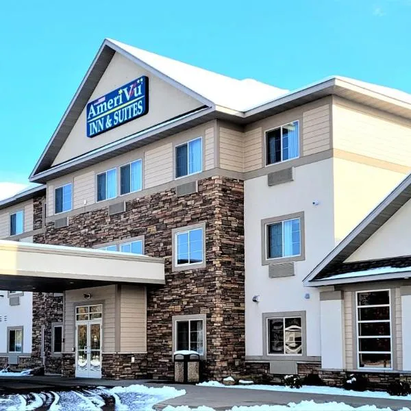 AmeriVu Inn and Suites - Chisago City，位于Saint Croix Falls的酒店