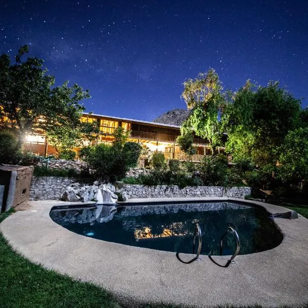 Hotel Casona Distante，位于Alcoguaz的酒店