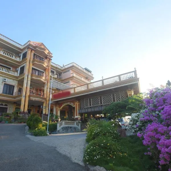 CHRYSANT HOTEL & RESORT，位于Klapalima的酒店