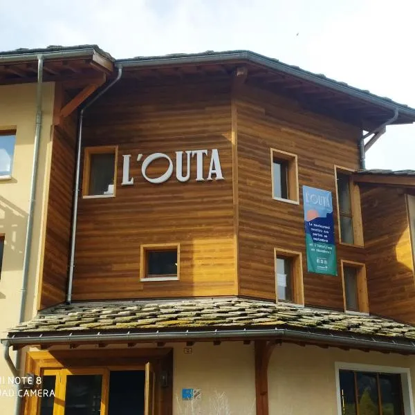 L'Outa Hotel Restaurant，位于泰尔米尼翁的酒店