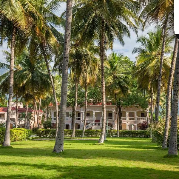 Avana Resort，位于Kāramadai的酒店