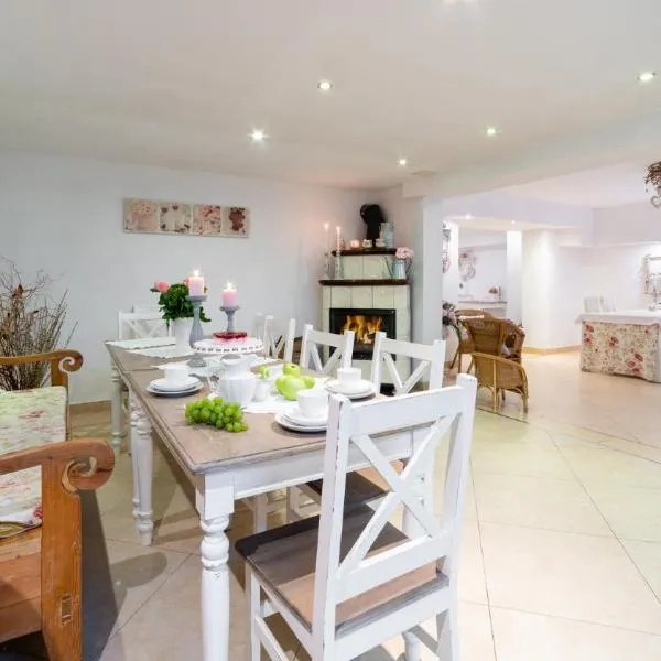 WILLA IZBICA KARPACZ，位于卡尔帕奇的酒店