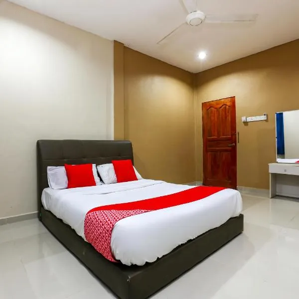 OYO 89933 Nun Hotel，位于Kampong Jeli Kerawat的酒店