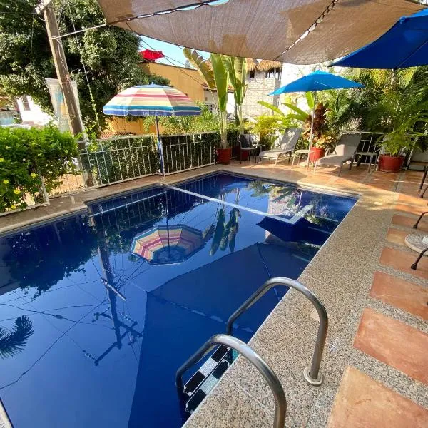 Chacala Sol y Luna 6 pax con ALBERCA a solo 50 mts de playa，位于恰卡拉的酒店
