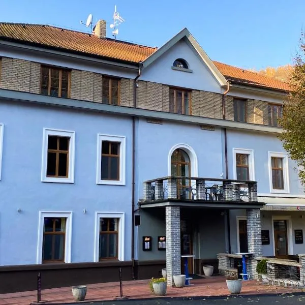 Hotel Sýkora，位于Nový Jáchymov的酒店