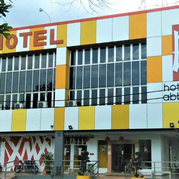 Hotel Abby IGB Tasek，位于Cemur的酒店