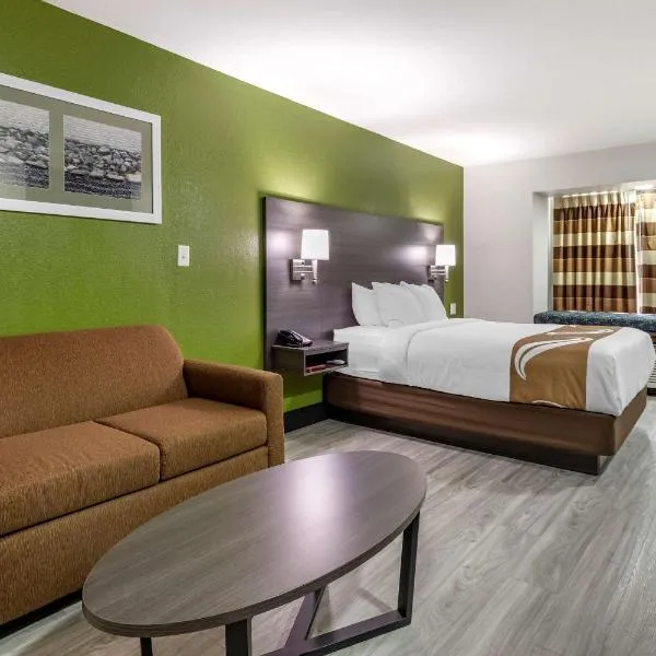 Quality Inn & Suites Longview I-20，位于Tatum的酒店