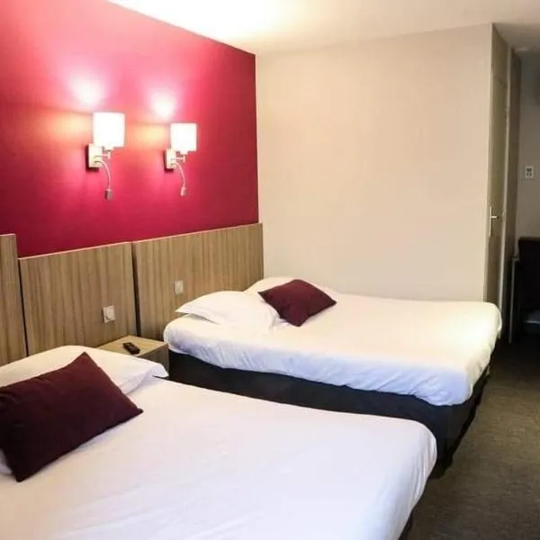 HOTEL DU COMMERCE，位于La Berthenoux的酒店