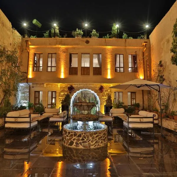 Aja Cappadocia Cave Hotel，位于于尔居普的酒店
