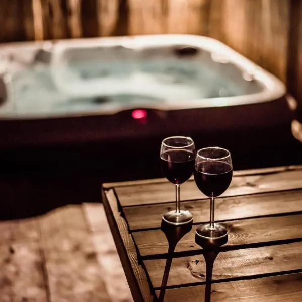 Little Eden Country Park, Bridlington with Private Hot Tubs，位于布里德灵顿的酒店