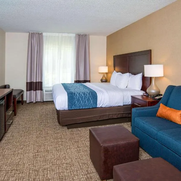 Comfort Inn Naugatuck-Shelton, CT，位于Naugatuck的酒店