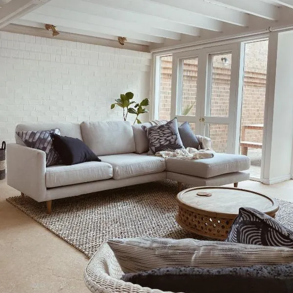 The Loft - beautiful central Barossa apartment，位于塔南达的酒店