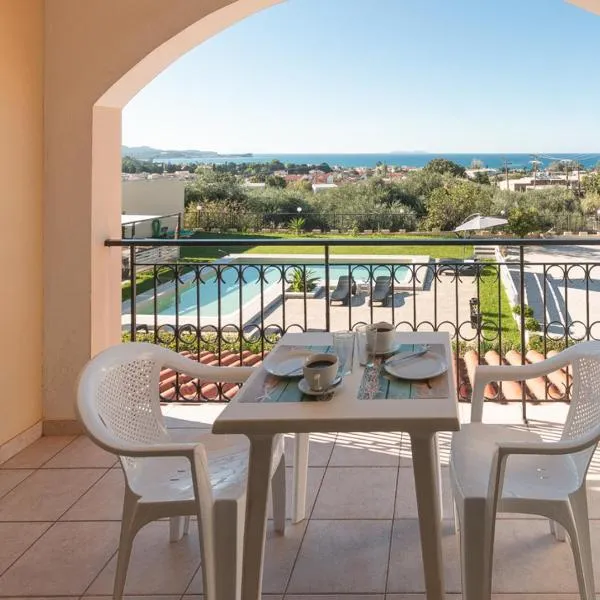 Catamaran Corfu Aparthotel，位于阿查拉维的酒店