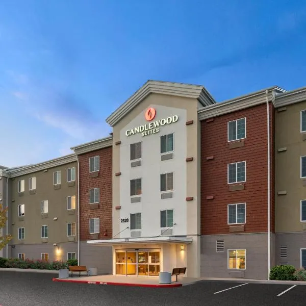 Candlewood Suites Sumner Puyallup Area, an IHG Hotel，位于伊纳姆克洛的酒店