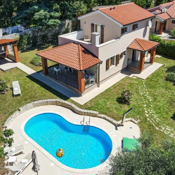 Exclusive Apartments Kolumbera With Private Pools，位于Sveti Ivan的酒店