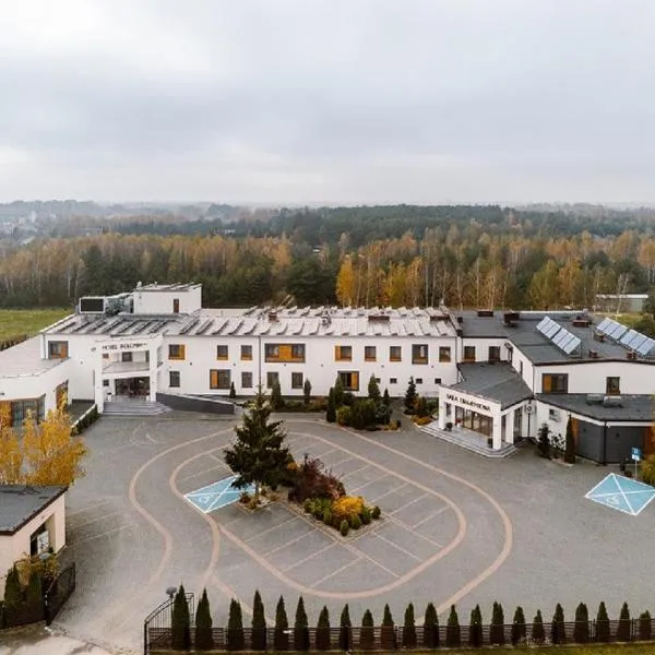 波洛尼亚酒店，位于Zalesie的酒店