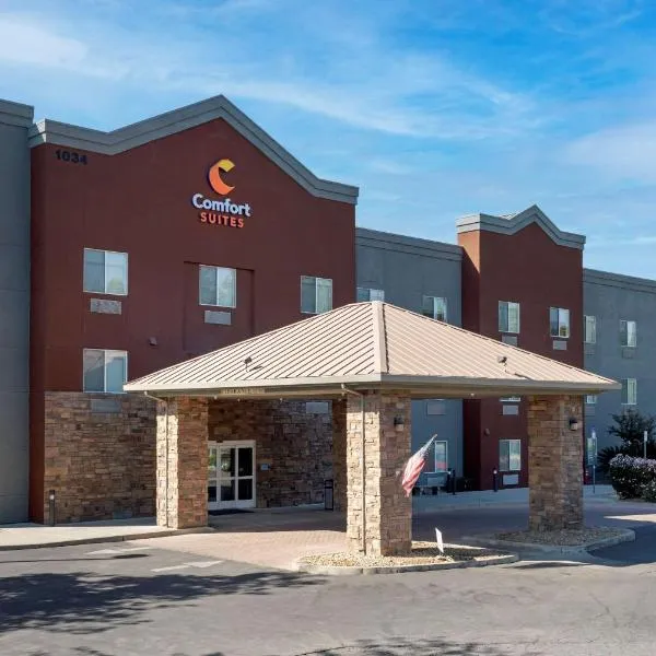 Comfort Suites Marysville-Yuba City，位于Live Oak的酒店