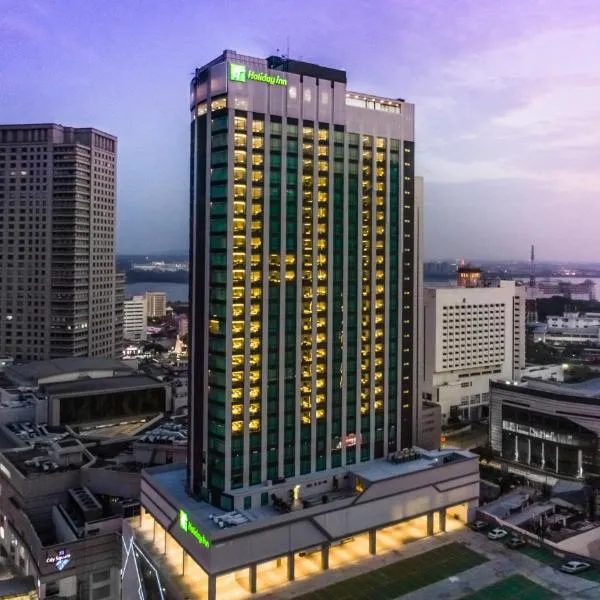 Holiday Inn Johor Bahru City Centre, an IHG Hotel，位于哥打巴鲁的酒店