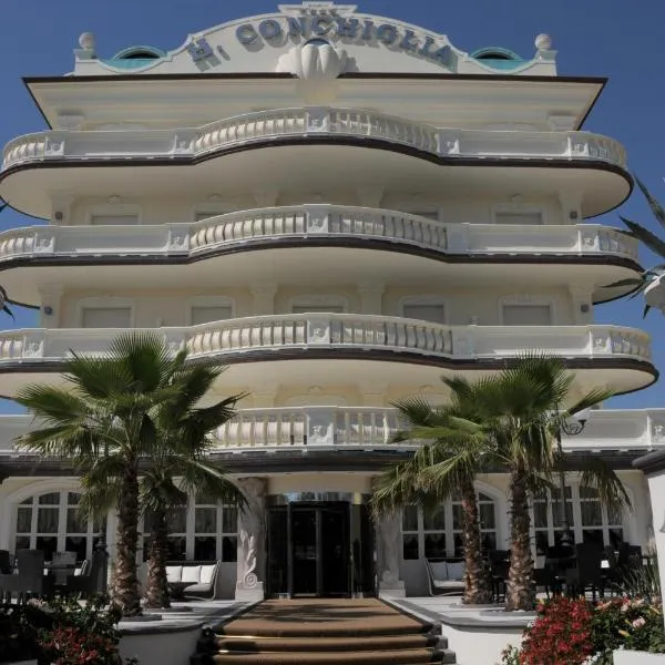 Hotel Conchiglia，位于迪拉文纳卡斯蒂利奥内的酒店