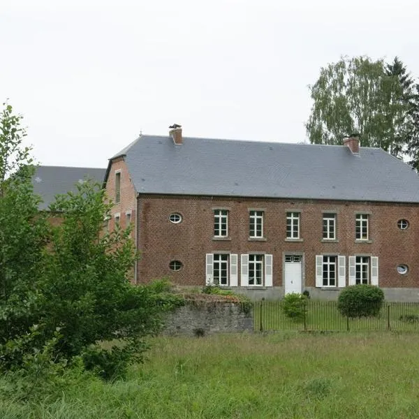Maison d'Eclaibes，位于Avesnes-sur-Helpe的酒店