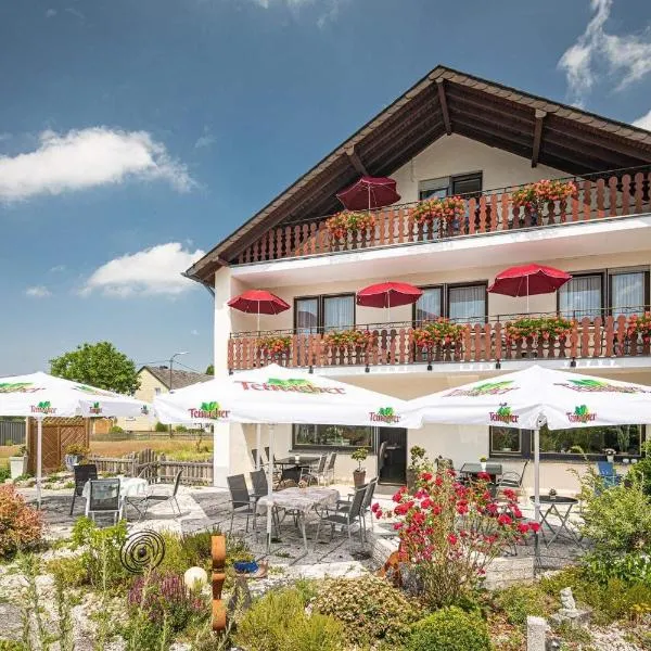Landhaus Heimisch Bed & Breakfast，位于Geisfeld的酒店