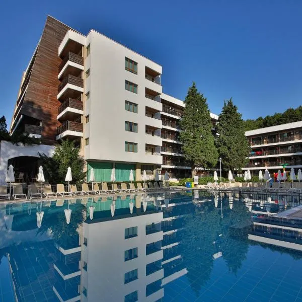 Flamingo Hotel 4*，位于Zornitsa的酒店
