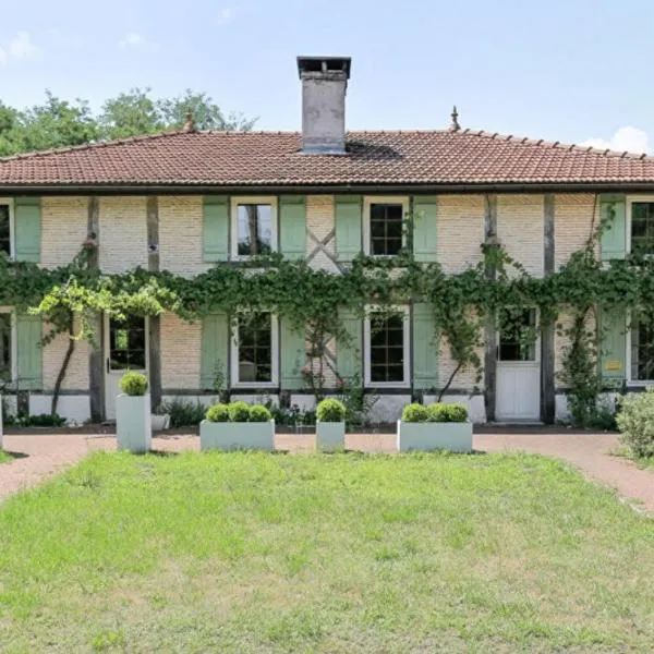 La résiniere de pirique，位于波讷地区帕朗提的酒店