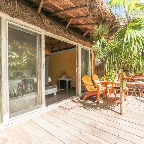 Villa Pescadores Tulum-Beachfront hotel by Ahau Collection，位于图卢姆的酒店