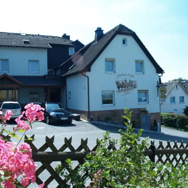 洛弗勒旅馆，位于Teuschnitz的酒店