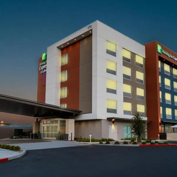 Holiday Inn Express & Suites - Las Vegas - E Tropicana, an IHG Hotel，位于拉斯维加斯的酒店