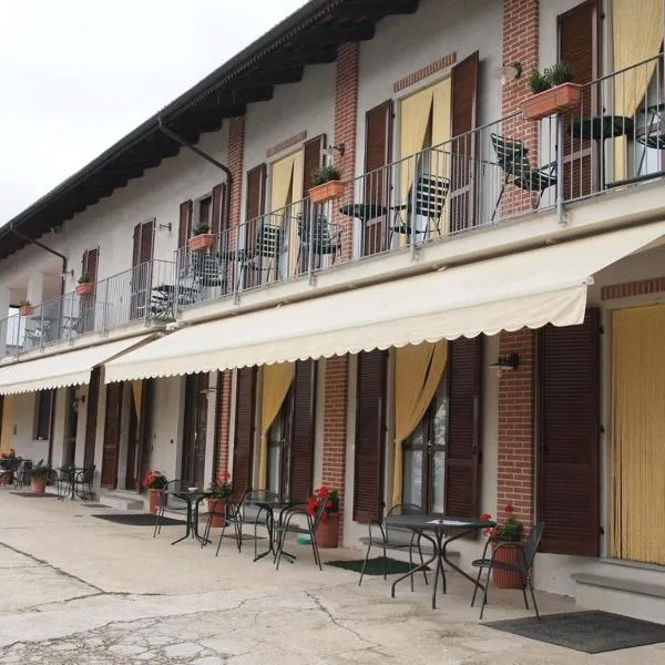 维奥拉乡村民宿，位于巴罗洛的酒店