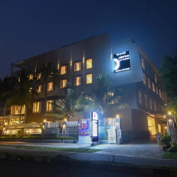 Emerald Clarks Inn Suites，位于Kalale的酒店