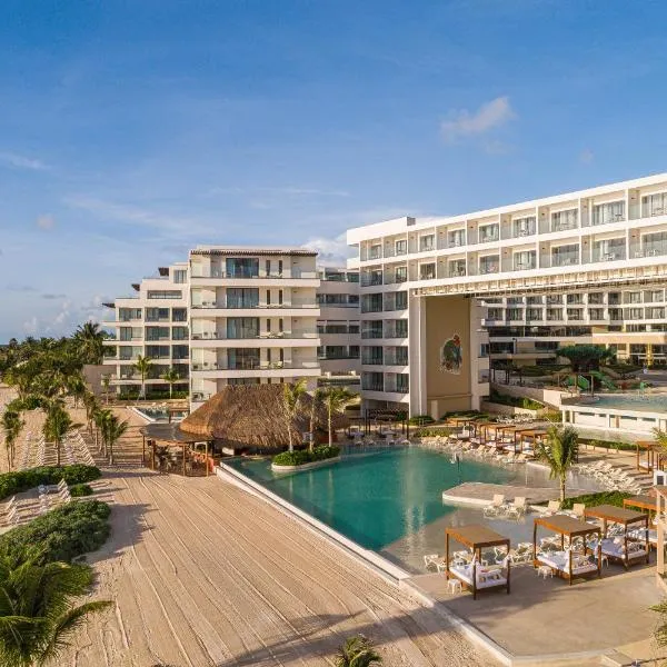 Sensira Resort & Spa Riviera Maya All Inclusive，位于莫雷洛斯港的酒店