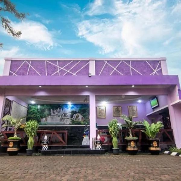 Hotel Signature Mandala Kencana，位于Cibadak的酒店