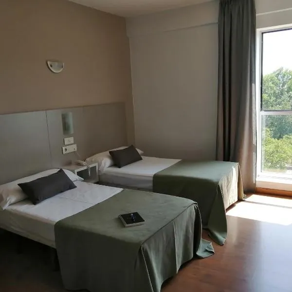 Duerming Villa De Sarria Hotel，位于Barbadelo的酒店