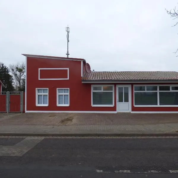 Uckermark "Ferienwohnung Sommerfugl "，位于Passow的酒店