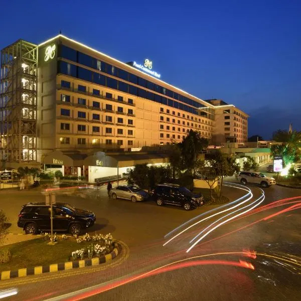 拉合尔五洲明珠大酒店，位于拉合尔的酒店