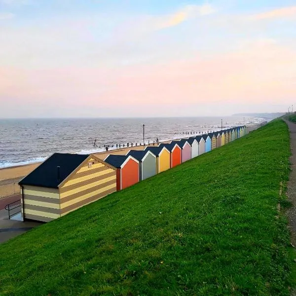 Gorgeous Gorleston holiday home，位于滨海戈尔斯顿的酒店