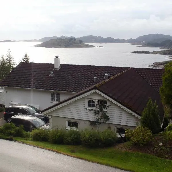 4 person holiday home in EGERSUND，位于Ualand的酒店