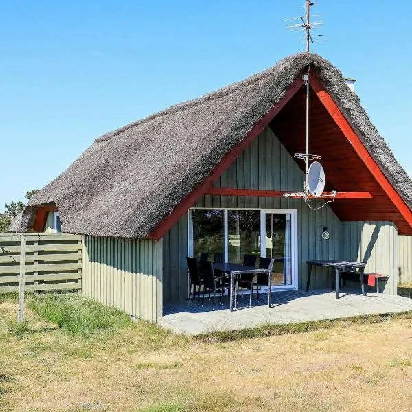 6 person holiday home in Hvide Sande，位于维泽桑讷的酒店