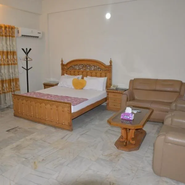 Step inn Hotel Sukkur，位于Khairpur的酒店