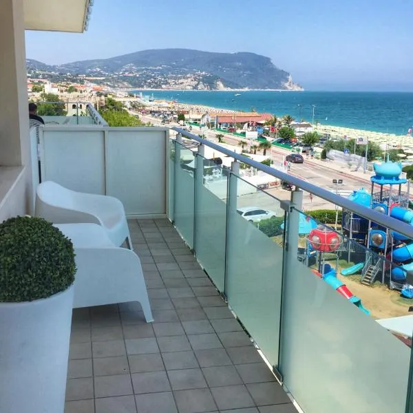 Emozione Marina - appartamento fronte mare，位于马瑟利的酒店