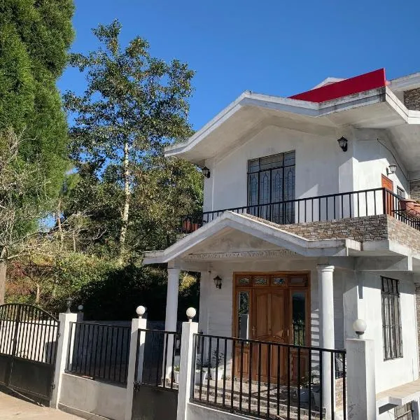 La serene，位于西隆的酒店