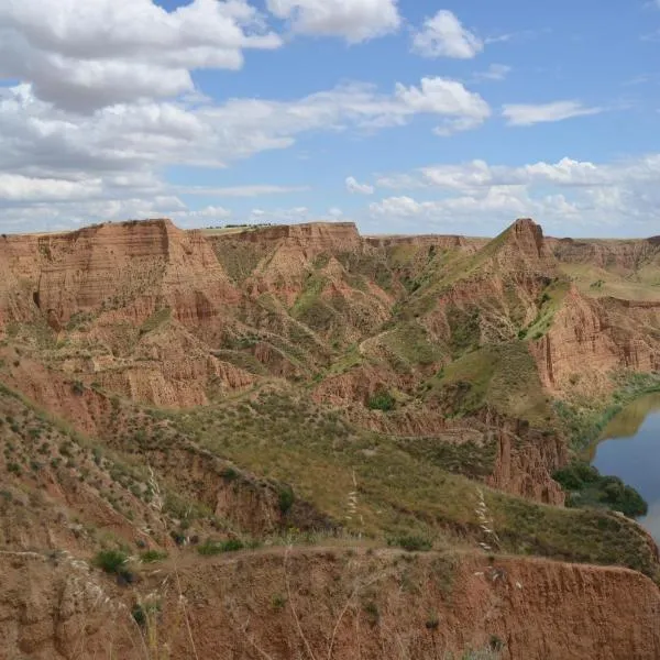 Alquería Las Torres a dos pasos de Toledo y de Las Barrancas de Burujón，位于Santa Olalla的酒店